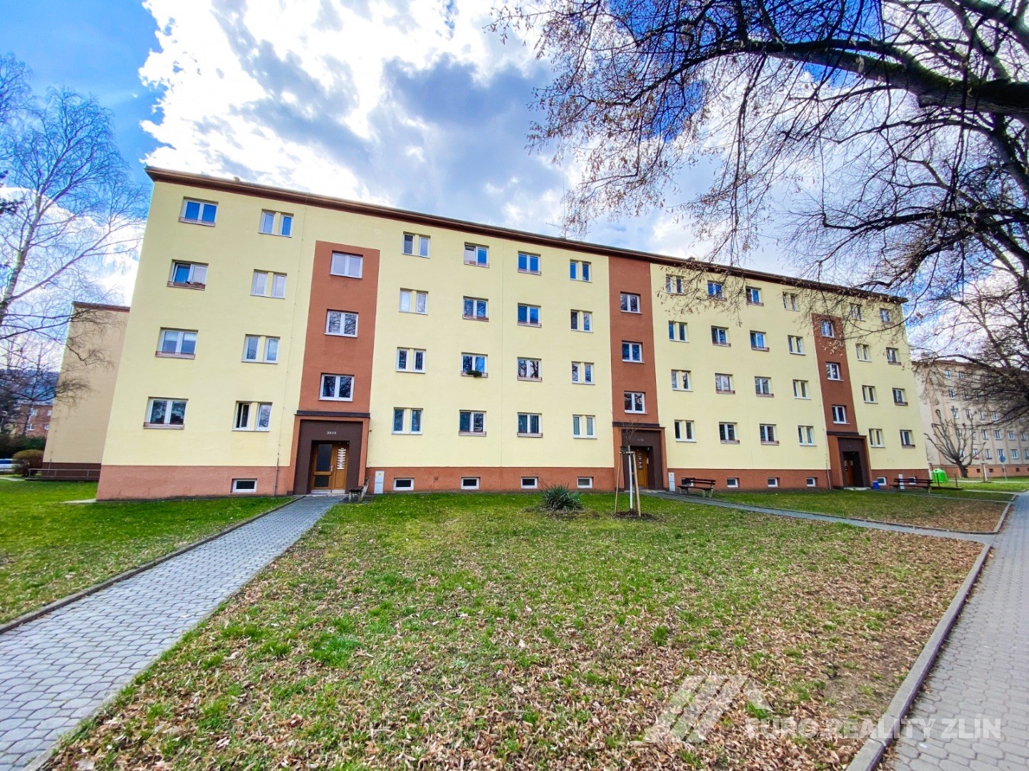 2+1 BENEŠOVO NÁBŘEŽÍ 