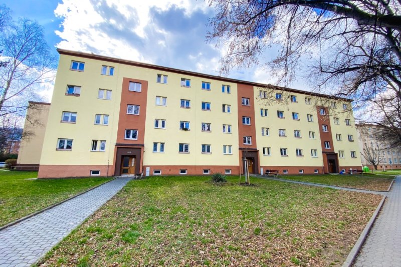 2+1 BENEŠOVO NÁBŘEŽÍ 