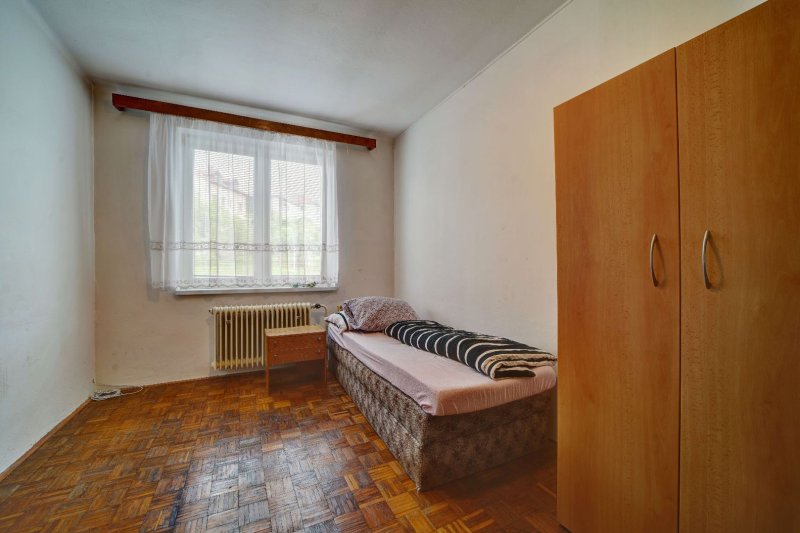 RD MALENOVICE, ULICE KAMENEC 