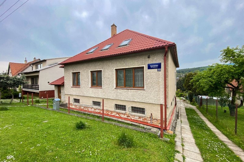 RD MALENOVICE, ULICE KAMENEC 