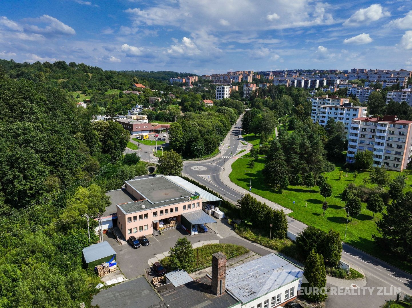 PROVOZNĚ VÝROBNÍ AREÁL ZLÍN UL. K PASEKÁM 