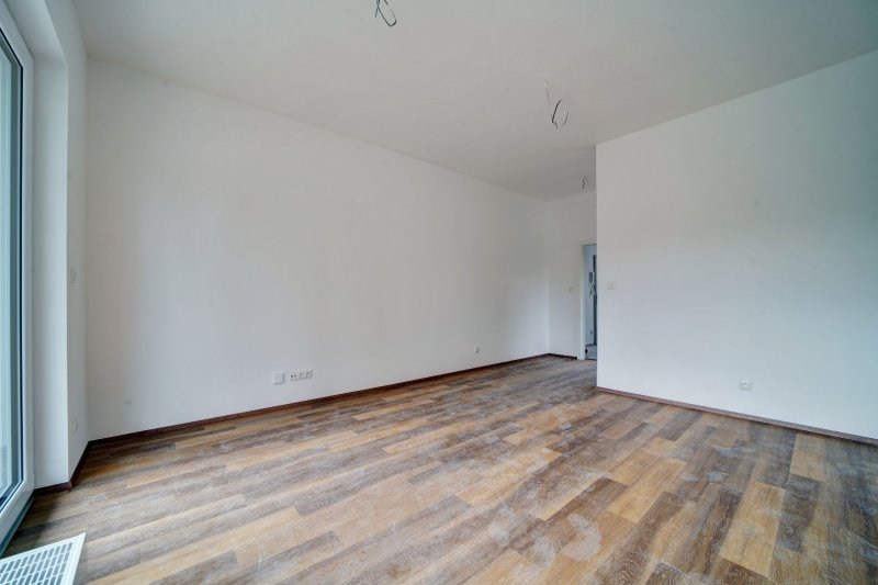 1+KK BÍLÉ DOMY OTROKOVICE 35m2 