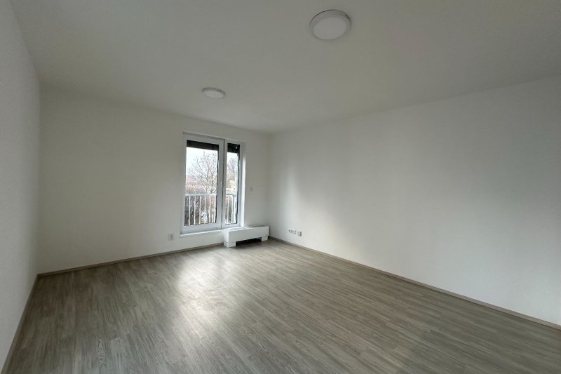 1+KK OTROKOVICE - NOVOSTAVBA S BALKONEM A PARKINGEM