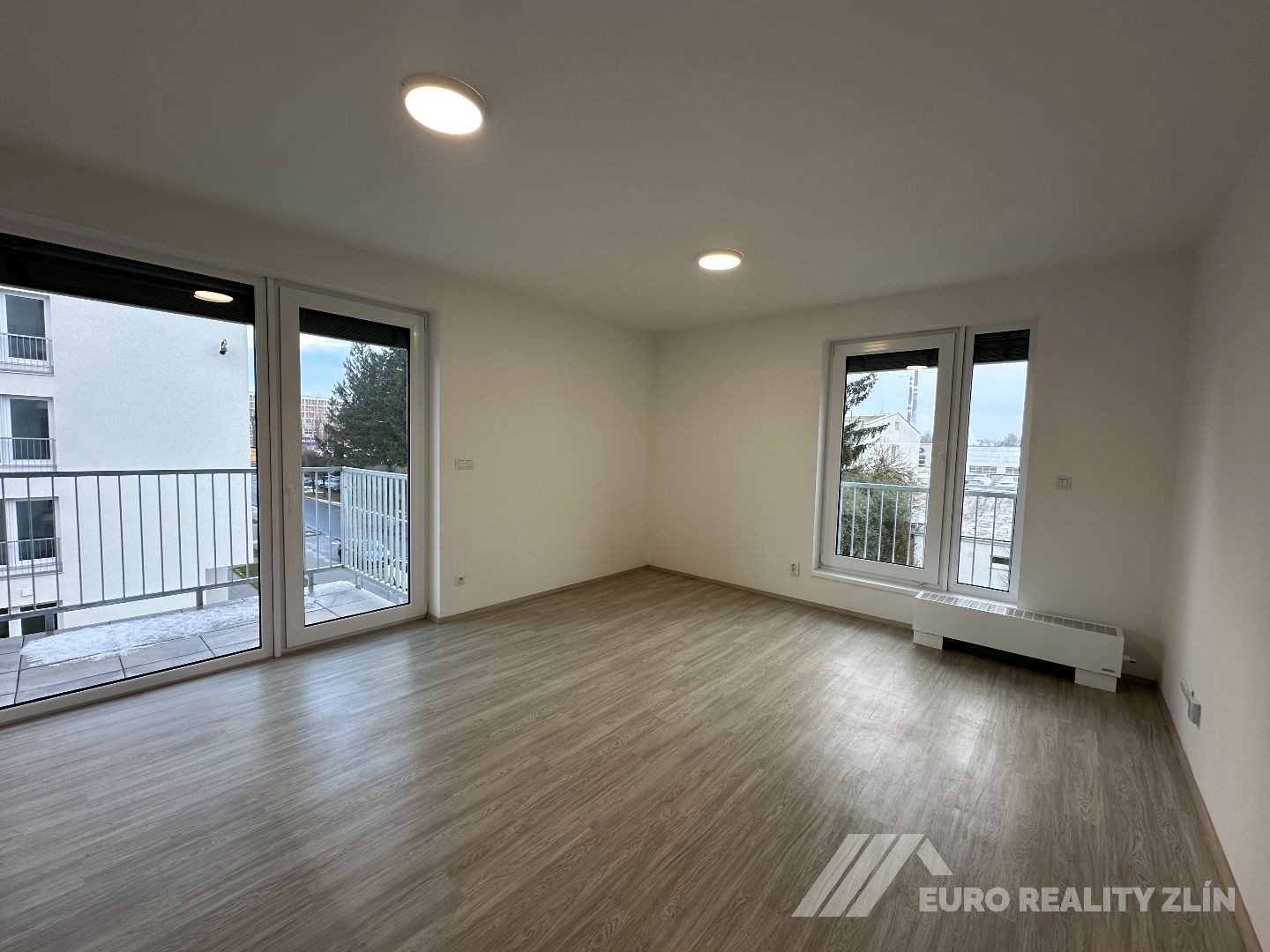 1+KK Otrokovice - novostavba s parkingem, balkon