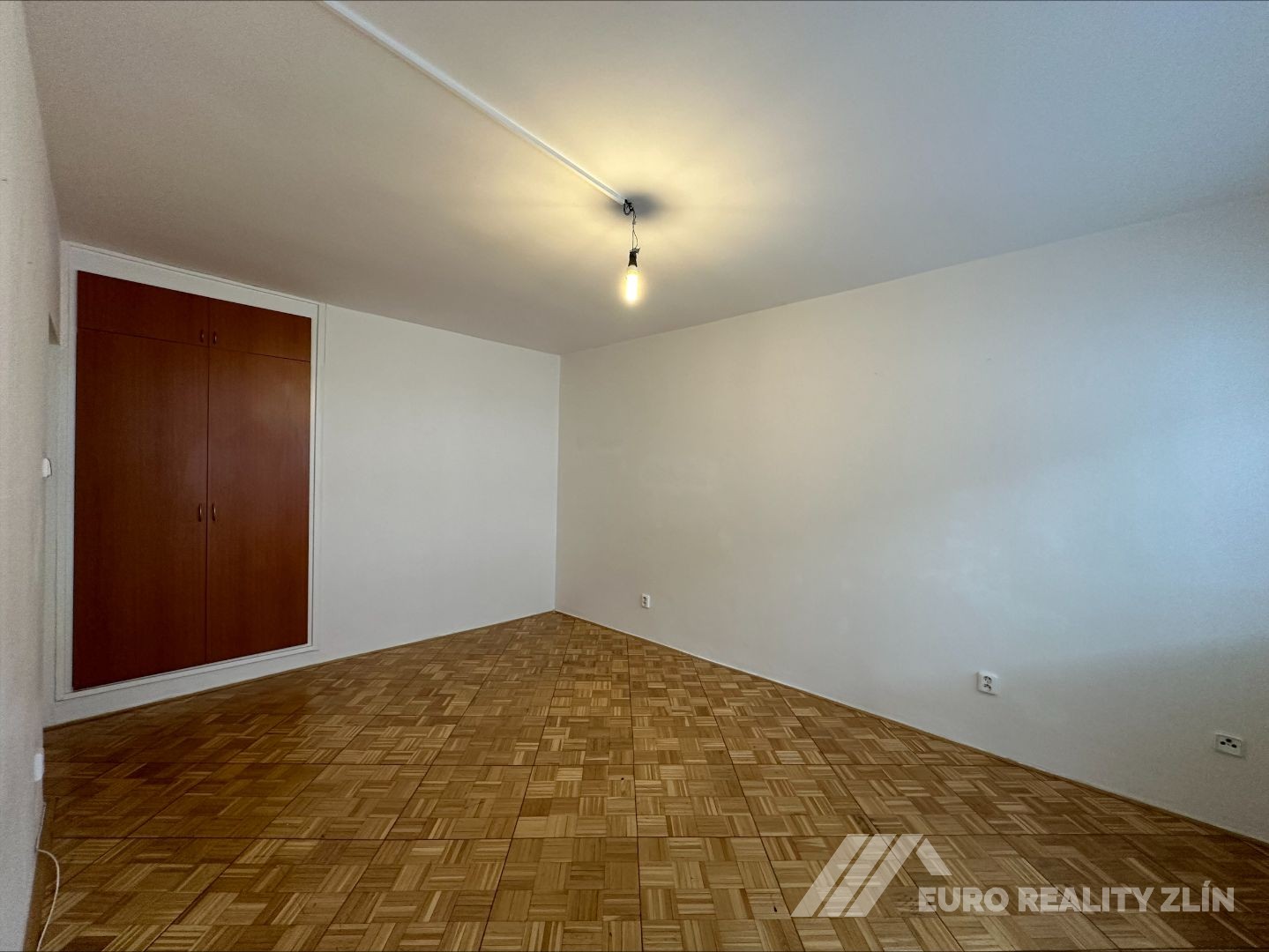 1+1 ZARÁMÍ - CENTRUM MĚSTA S BALKONEM 