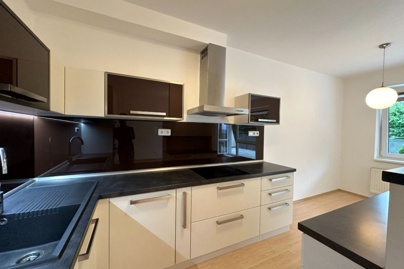 2+KK ZELINOVA S TERASOU 28m2