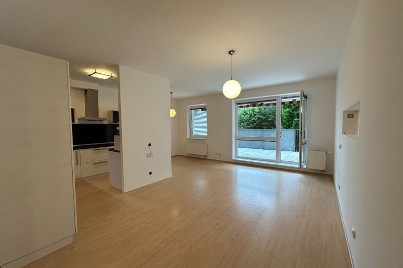 2+KK ZELINOVA S TERASOU 28m2