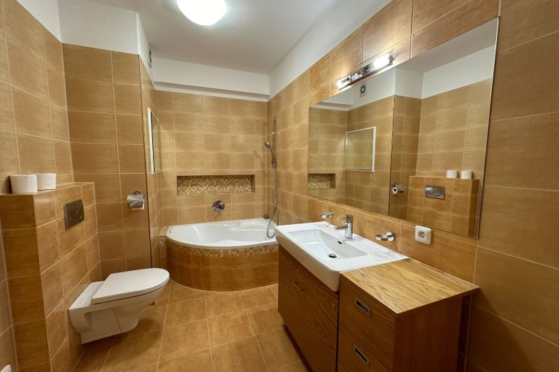 2+KK ZELINOVA S TERASOU 28m2