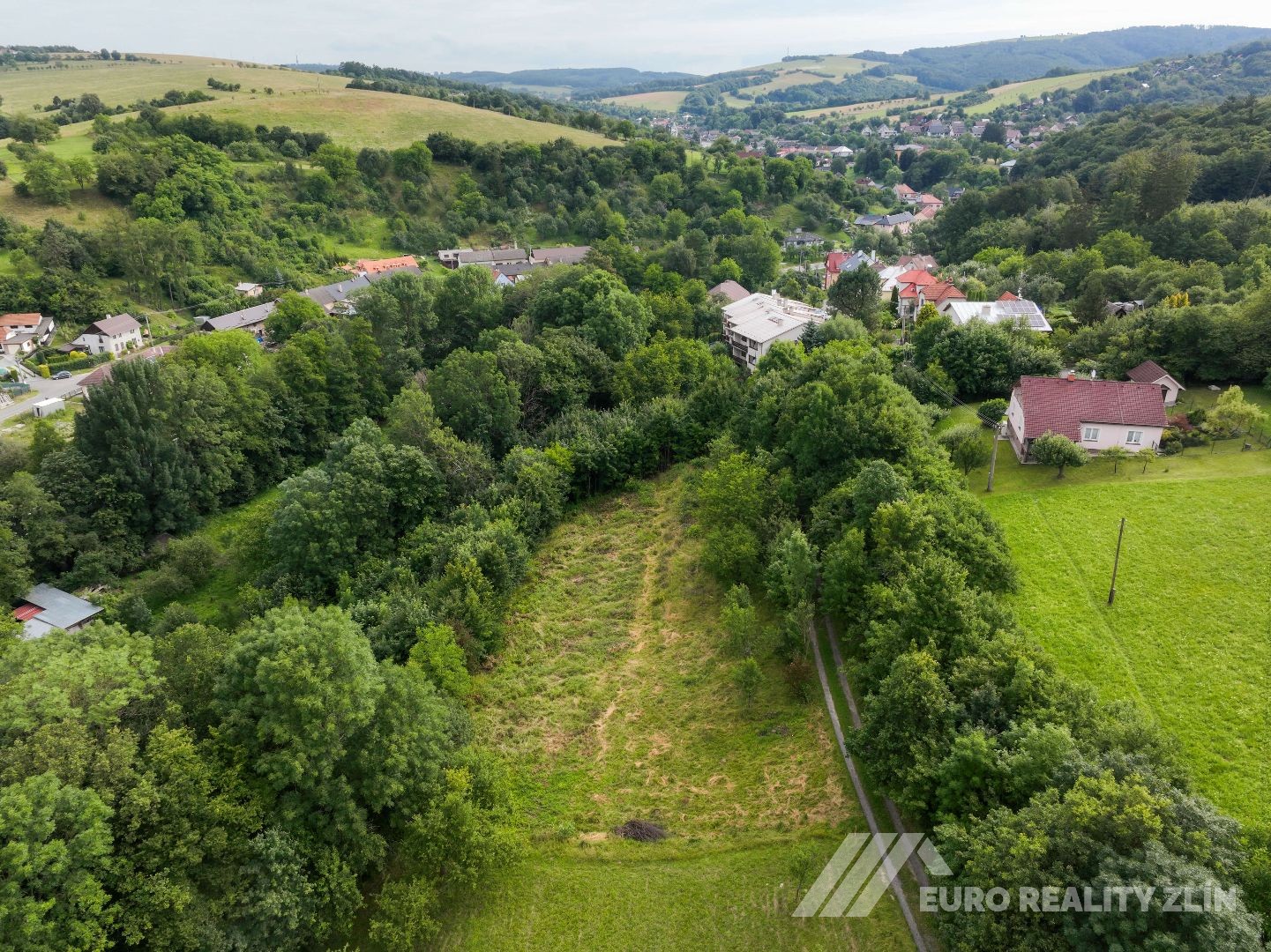 POZEMEK BOHUSLAVICE U ZLÍNA 