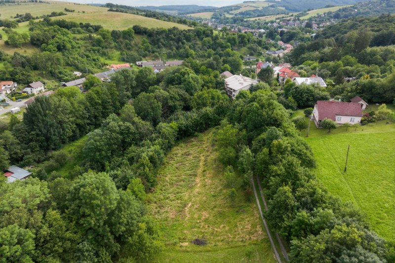POZEMEK BOHUSLAVICE U ZLÍNA 