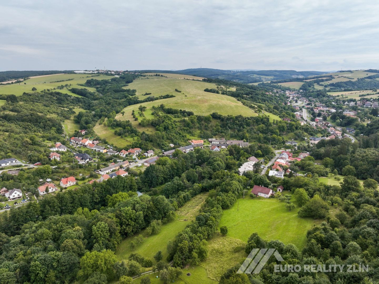 POZEMEK BOHUSLAVICE U ZLÍNA 