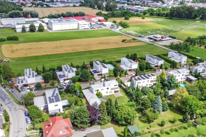 VILA SE ZAHRADOU ZLÍN LOUKY