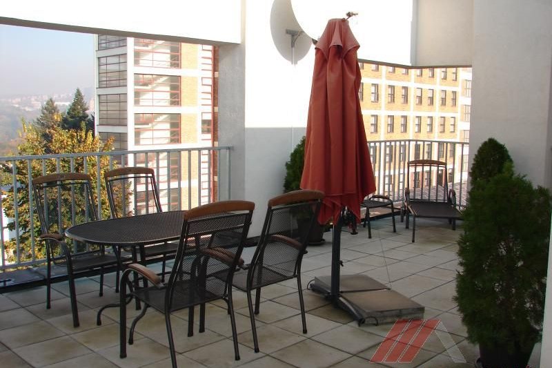 1+KK NADSTANDARD - CENTRUM ZLÍN