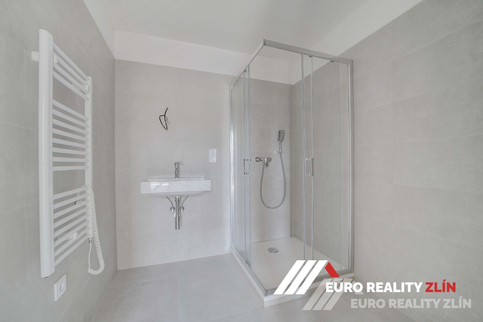 2+KK REZIDENCE ČECHOVA PŘEROV 54m2 + TERASA 33m2