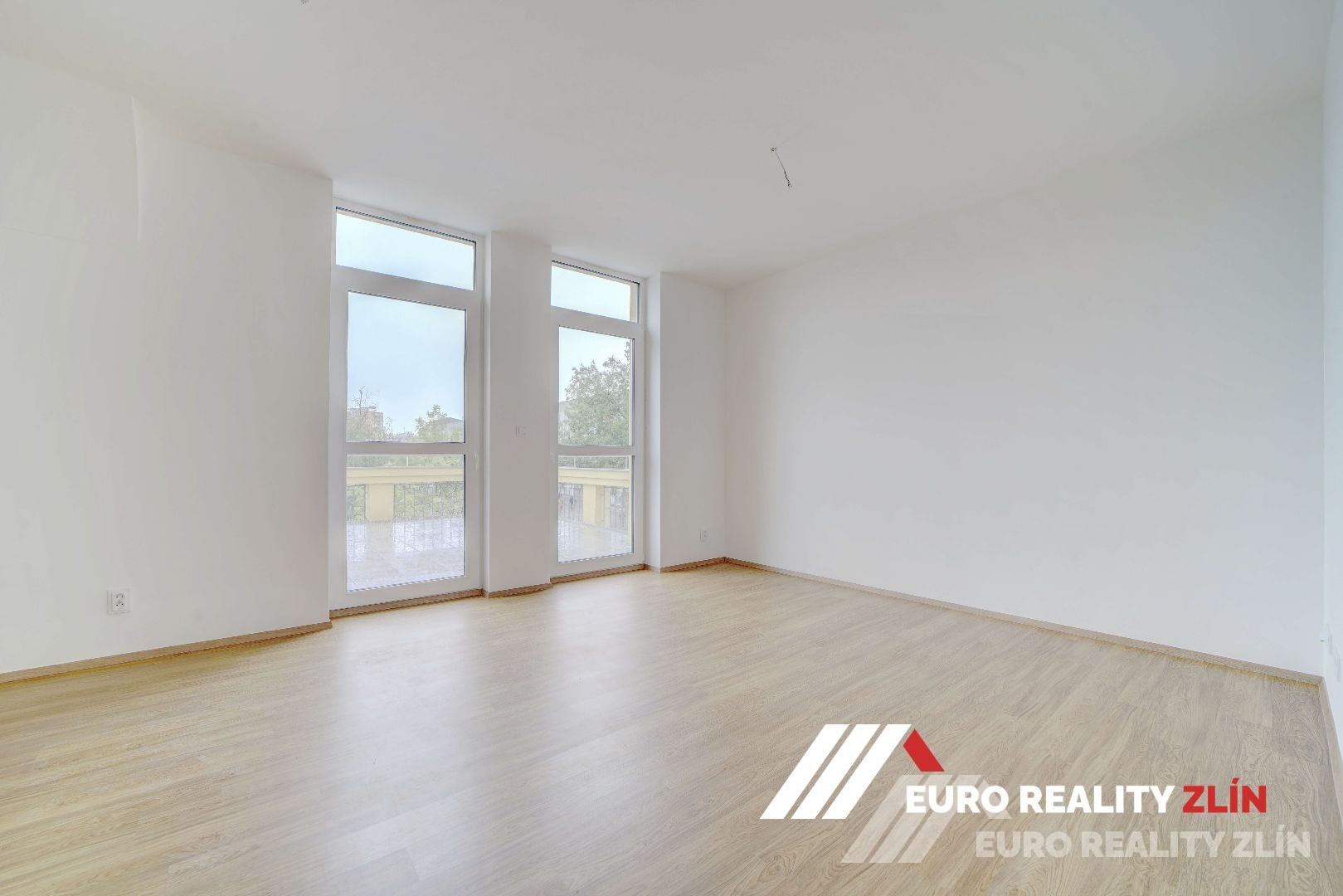 2+KK REZIDENCE ČECHOVA PŘEROV 54m2 + TERASA 33m2