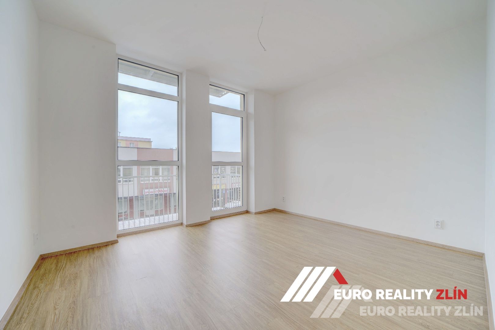 2+KK REZIDENCE ČECHOVA PŘEROV 54m2 + TERASA 33m2