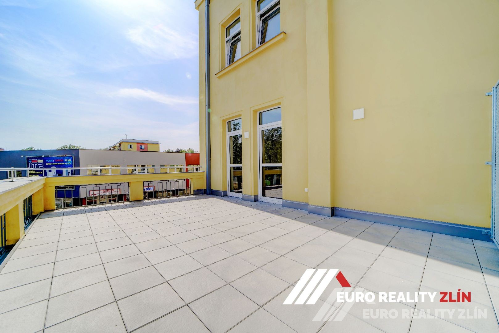 2+KK REZIDENCE ČECHOVA PŘEROV 54m2 + TERASA 33m2