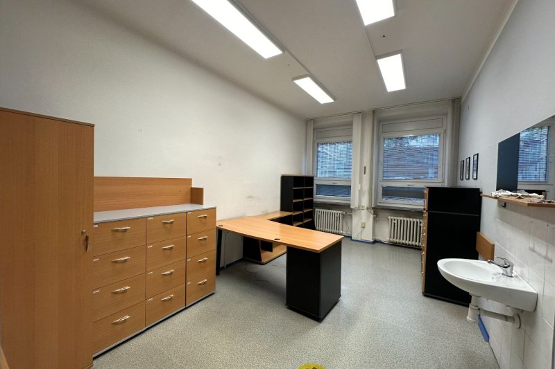 ORDINACE LÉKAŘE - CENTRUM ZLÍN, PŘÍZEMÍ 39M2