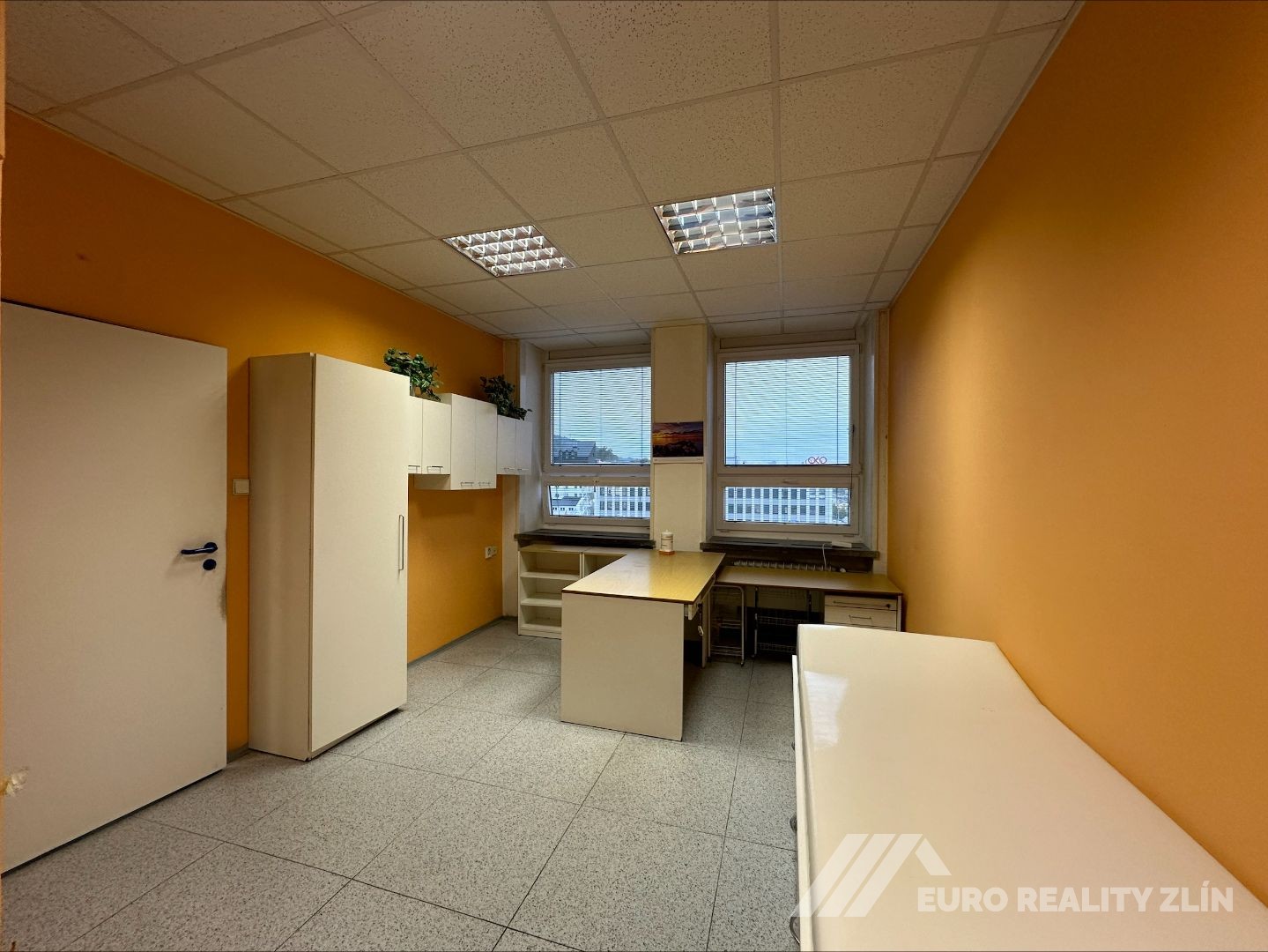 ORDINACE LÉKAŘE - CENTRUM ZLÍN, 4.NP 35M2