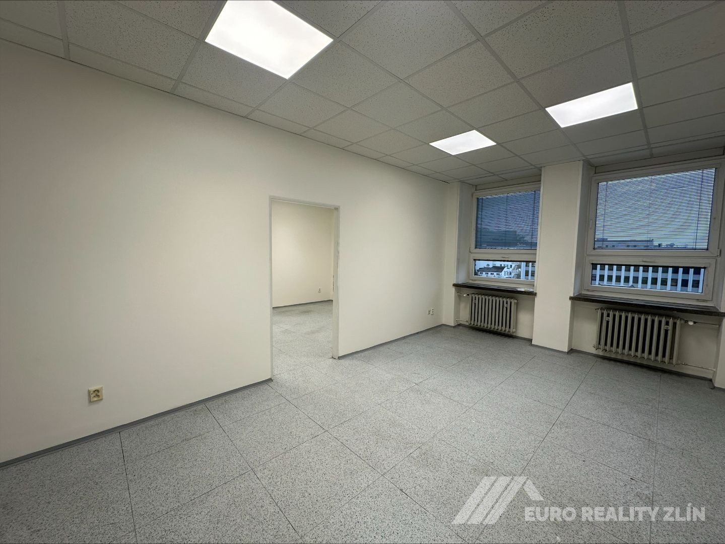 ORDINACE LÉKAŘE - CENTRUM ZLÍN, 4.NP 34M2