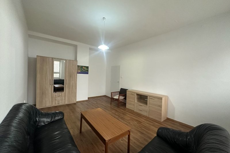 2+1 TŘÍDA TOMÁŠE BATI, 57M2