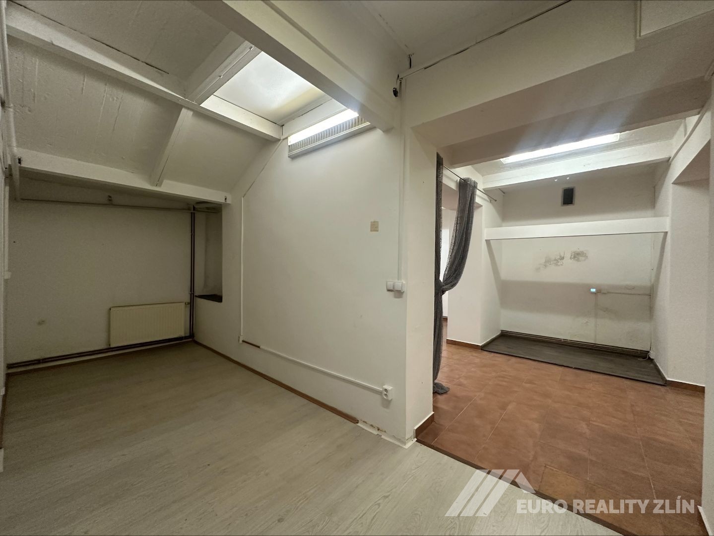 KOMERČNÍ PROSTOR 132 m2 V CENTRU MĚSTA ZLÍNA