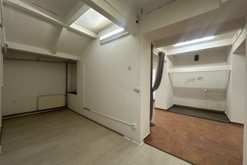 KOMERČNÍ PROSTOR 132 m2 V CENTRU MĚSTA ZLÍNA