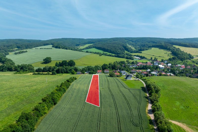 Stavební pozemek v obci Sehradice u Luhačovic 