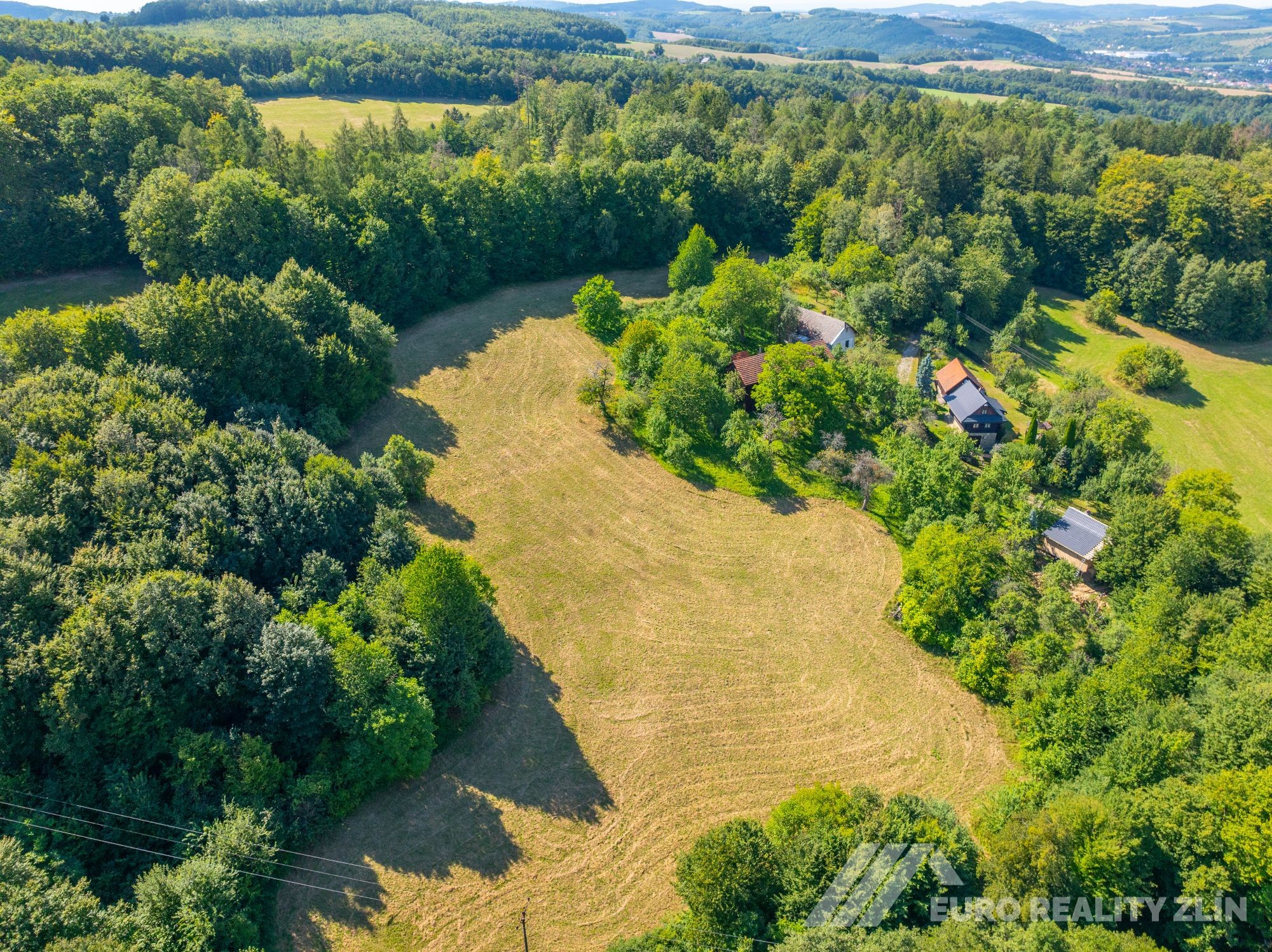 Usedlost Lipské Paseky, lesy a pozemky přes 70.000m2
