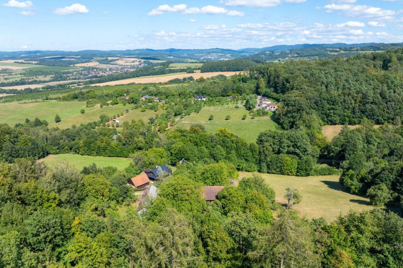 Usedlost Lipské Paseky, lesy a pozemky přes 70.000m2