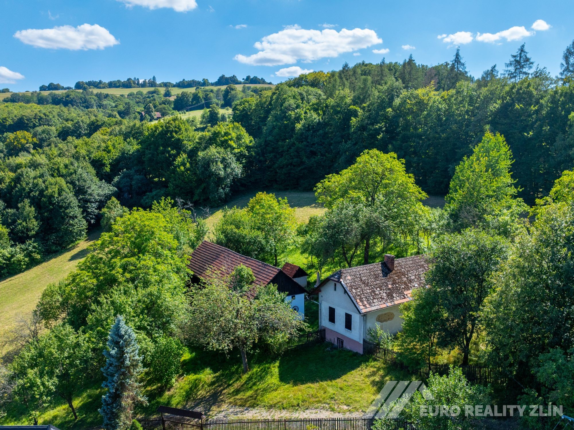 Usedlost Lipské Paseky, lesy a pozemky přes 70.000m2