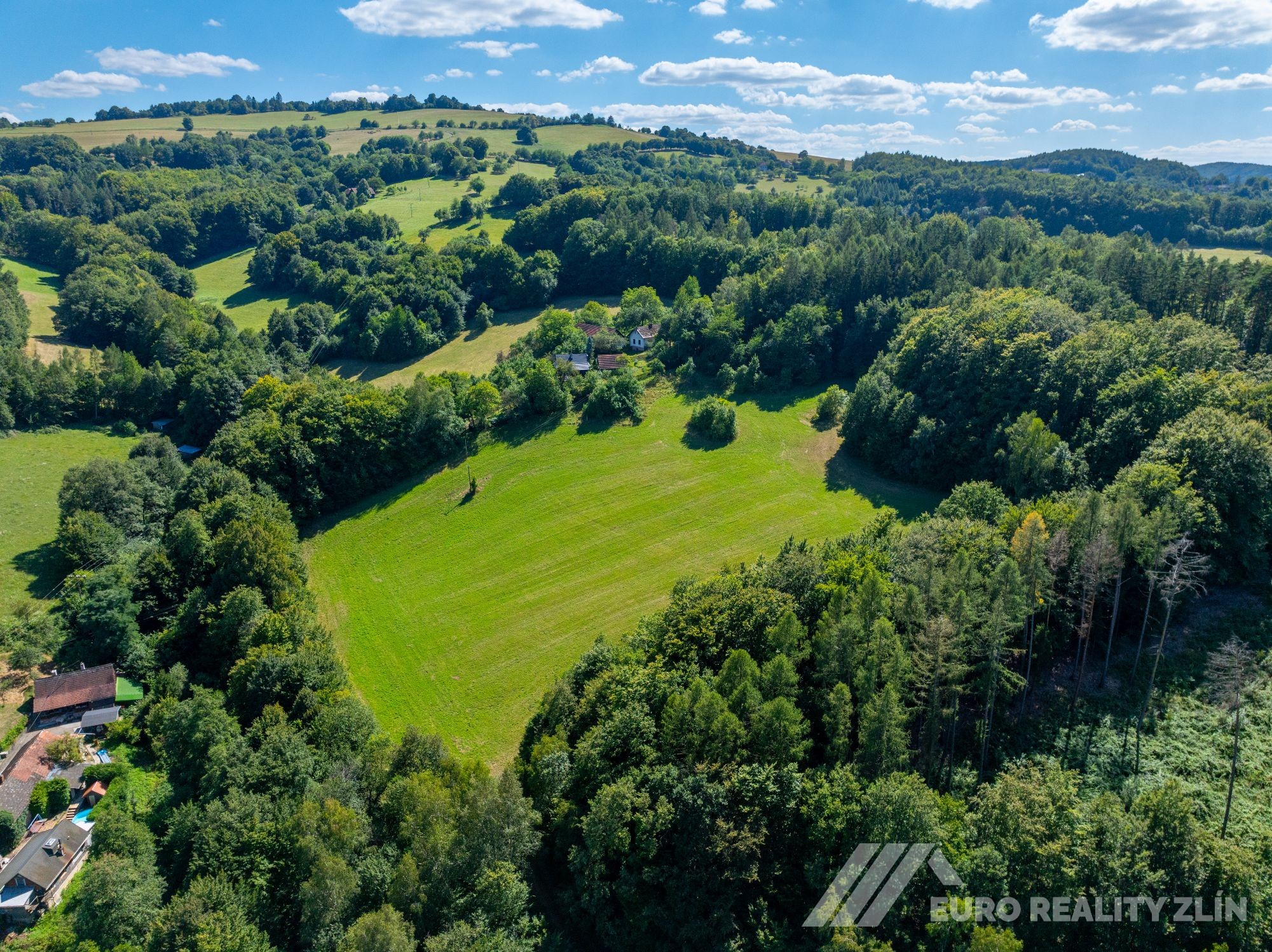 Usedlost Lipské Paseky, lesy a pozemky přes 70.000m2