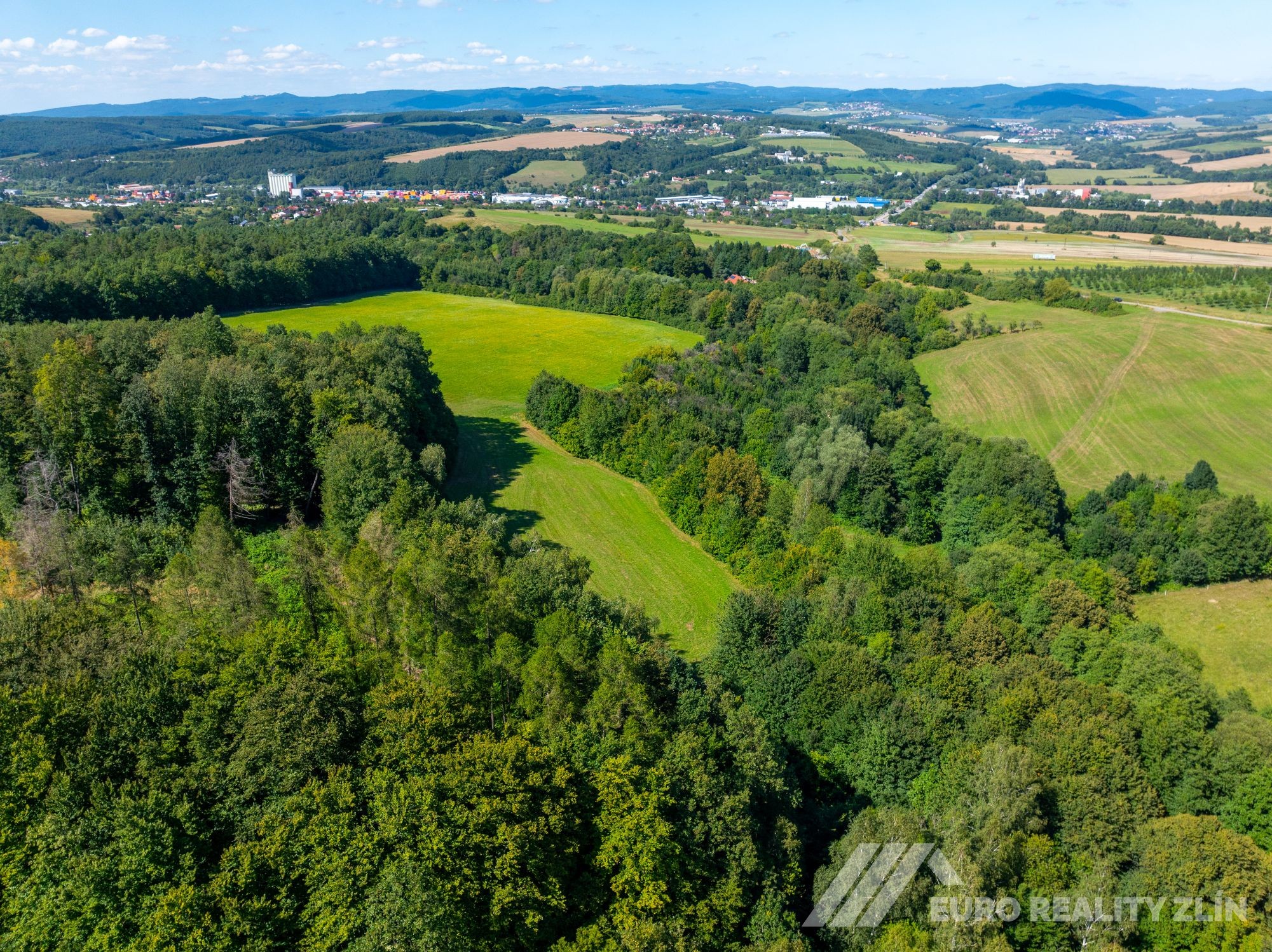 Usedlost Lipské Paseky, lesy a pozemky přes 70.000m2