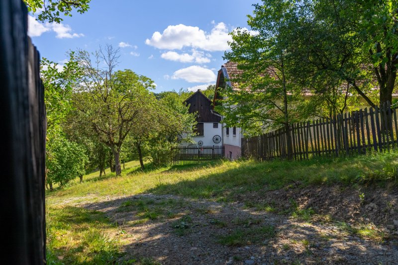 Usedlost Lipské Paseky, lesy a pozemky přes 70.000m2