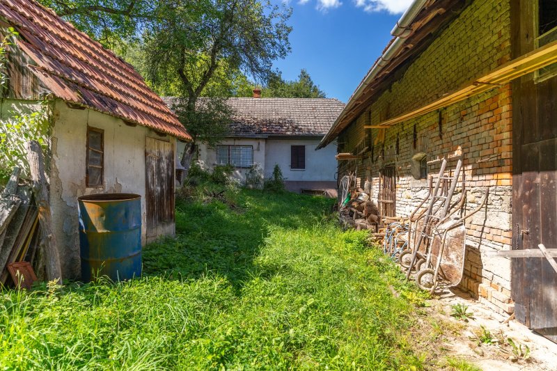 Usedlost Lipské Paseky, lesy a pozemky přes 70.000m2