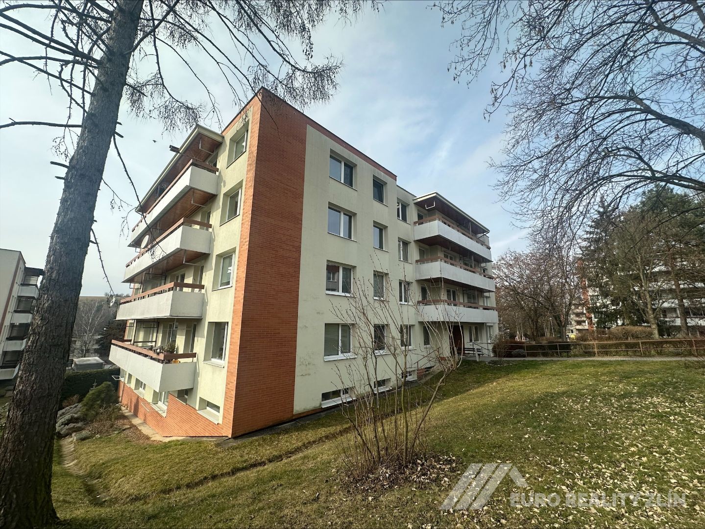 4+1 JAVOROVÁ ULICE, ZLÍN 