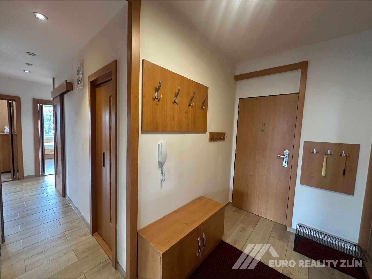4+1 JAVOROVÁ ULICE, ZLÍN 