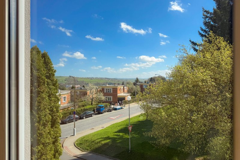 3+1 CENTRUM MĚSTA, CIHLOVÝ BYT 72m2, K REKONSTRUKCI