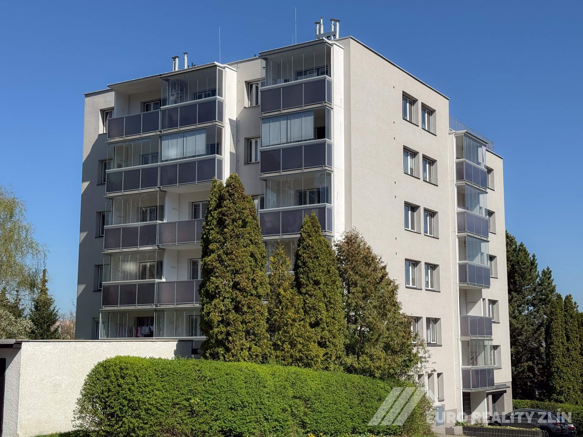 3+1 CENTRUM MĚSTA, CIHLOVÝ BYT 72m2, K REKONSTRUKCI