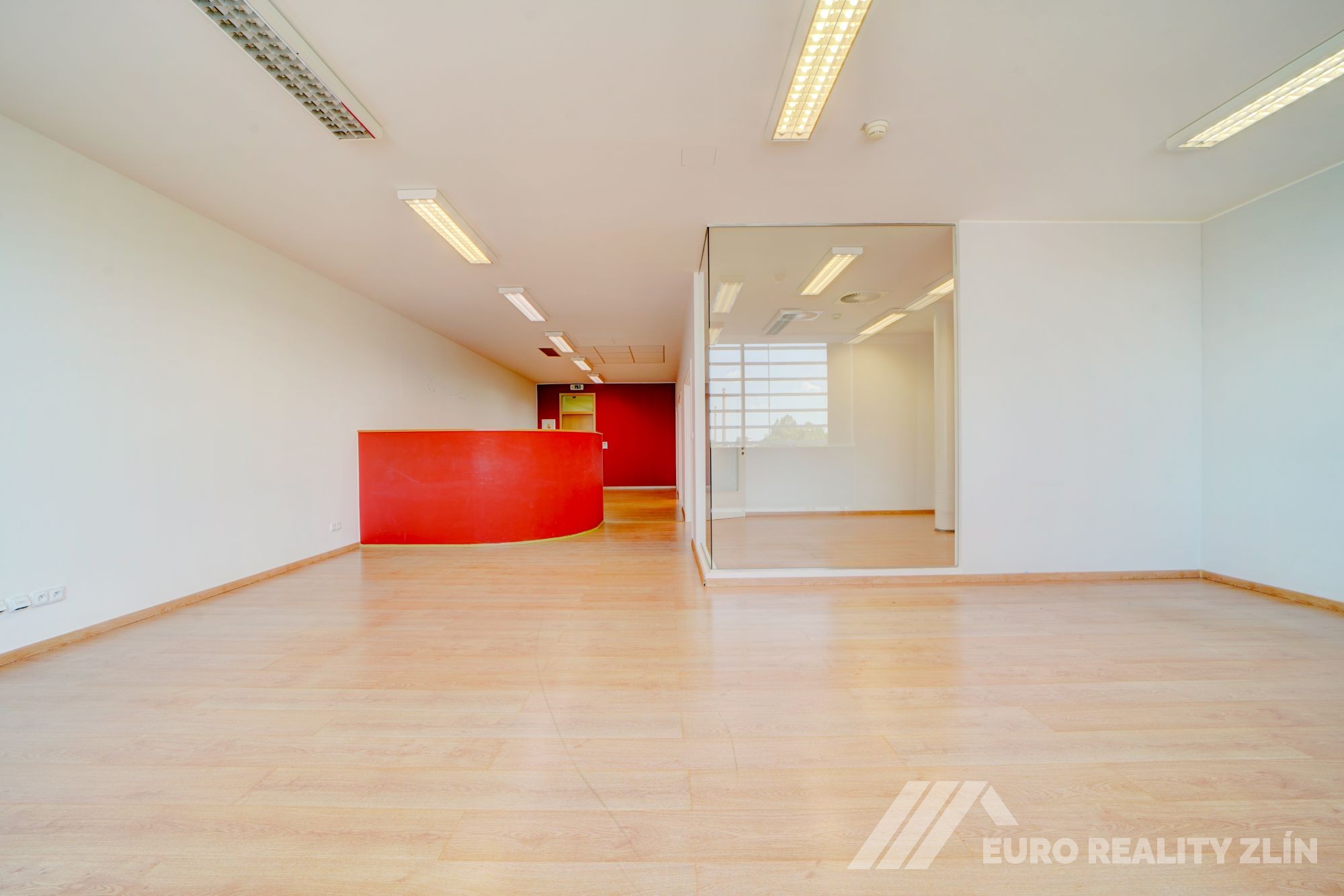 REPREZENTATIVNÍ KANCELÁŘSKÉ PROSTORY 108m2– CENTRUM ZLÍN