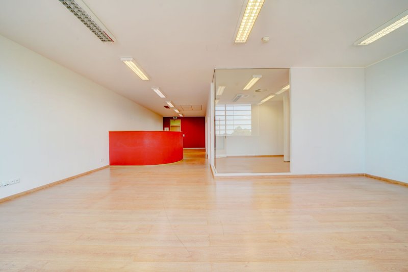 REPREZENTATIVNÍ KANCELÁŘSKÉ PROSTORY 108m2– CENTRUM ZLÍN