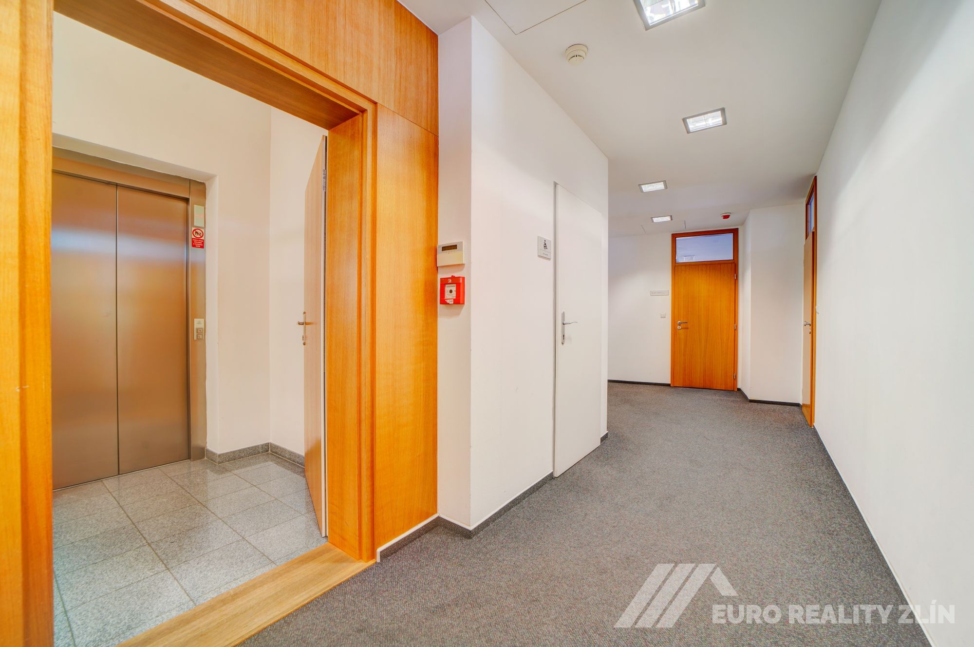 REPREZENTATIVNÍ KANCELÁŘSKÉ PROSTORY 108m2– CENTRUM ZLÍN