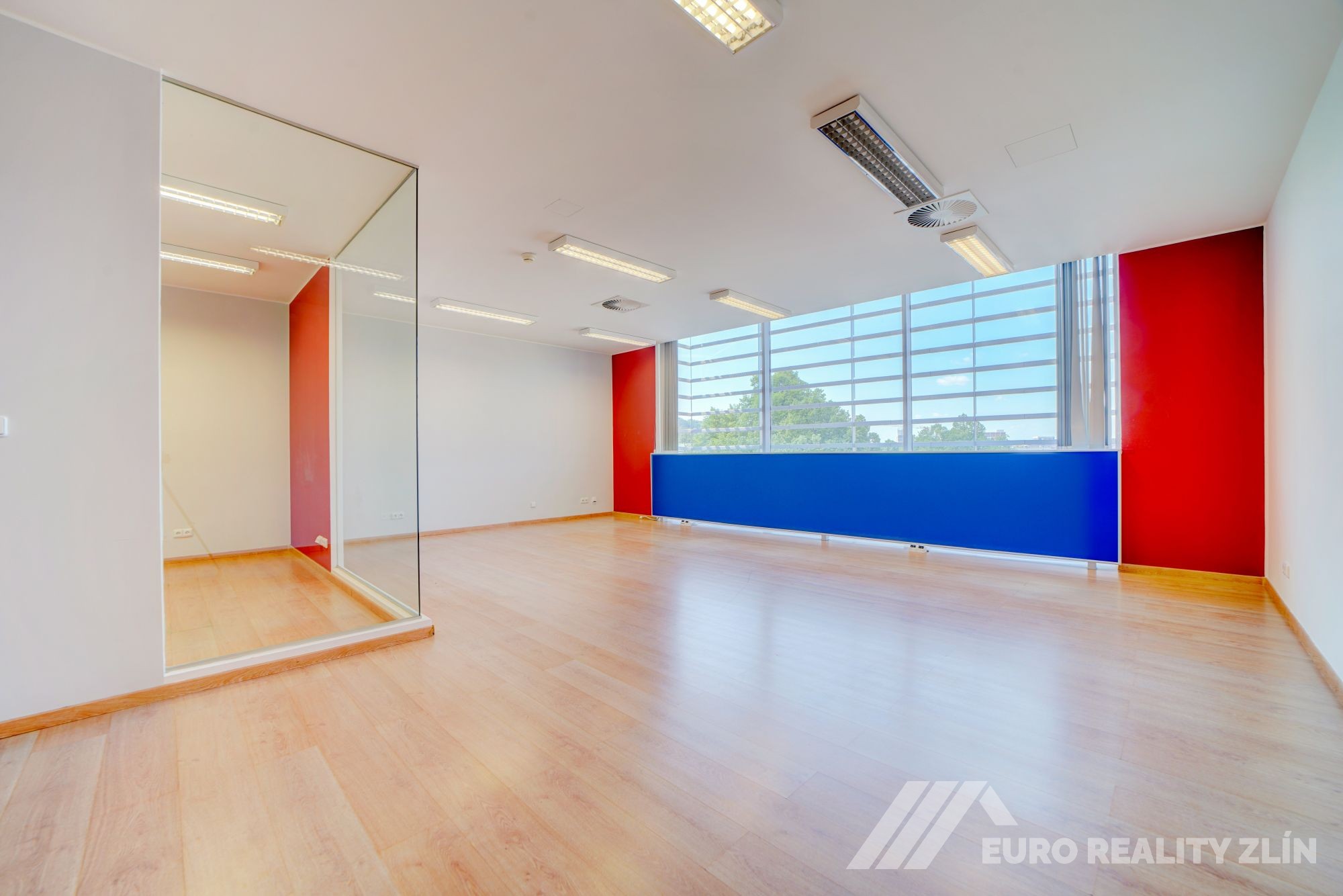 REPREZENTATIVNÍ KANCELÁŘSKÉ PROSTORY 108m2– CENTRUM ZLÍN