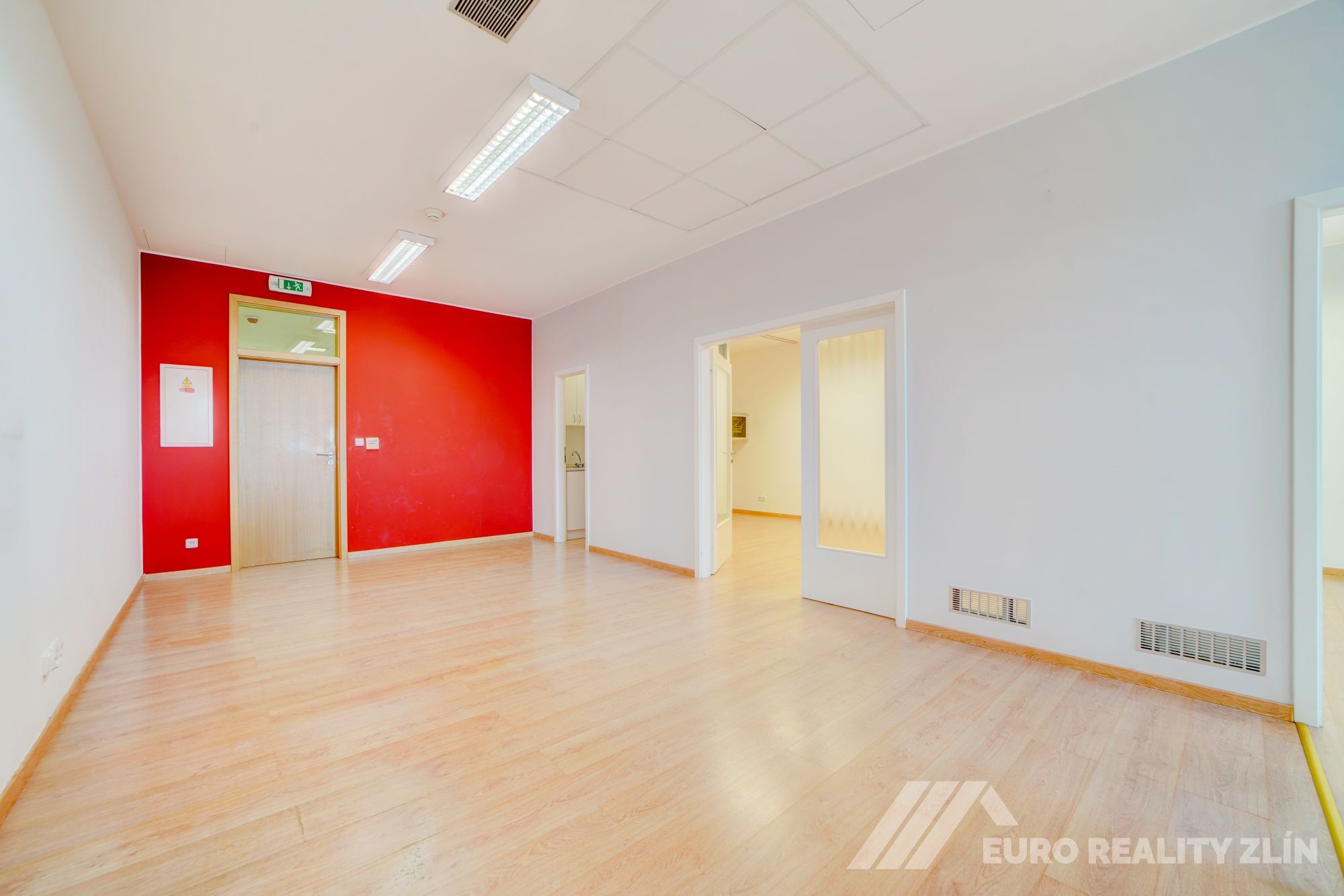 REPREZENTATIVNÍ KANCELÁŘSKÉ PROSTORY 108m2– CENTRUM ZLÍN