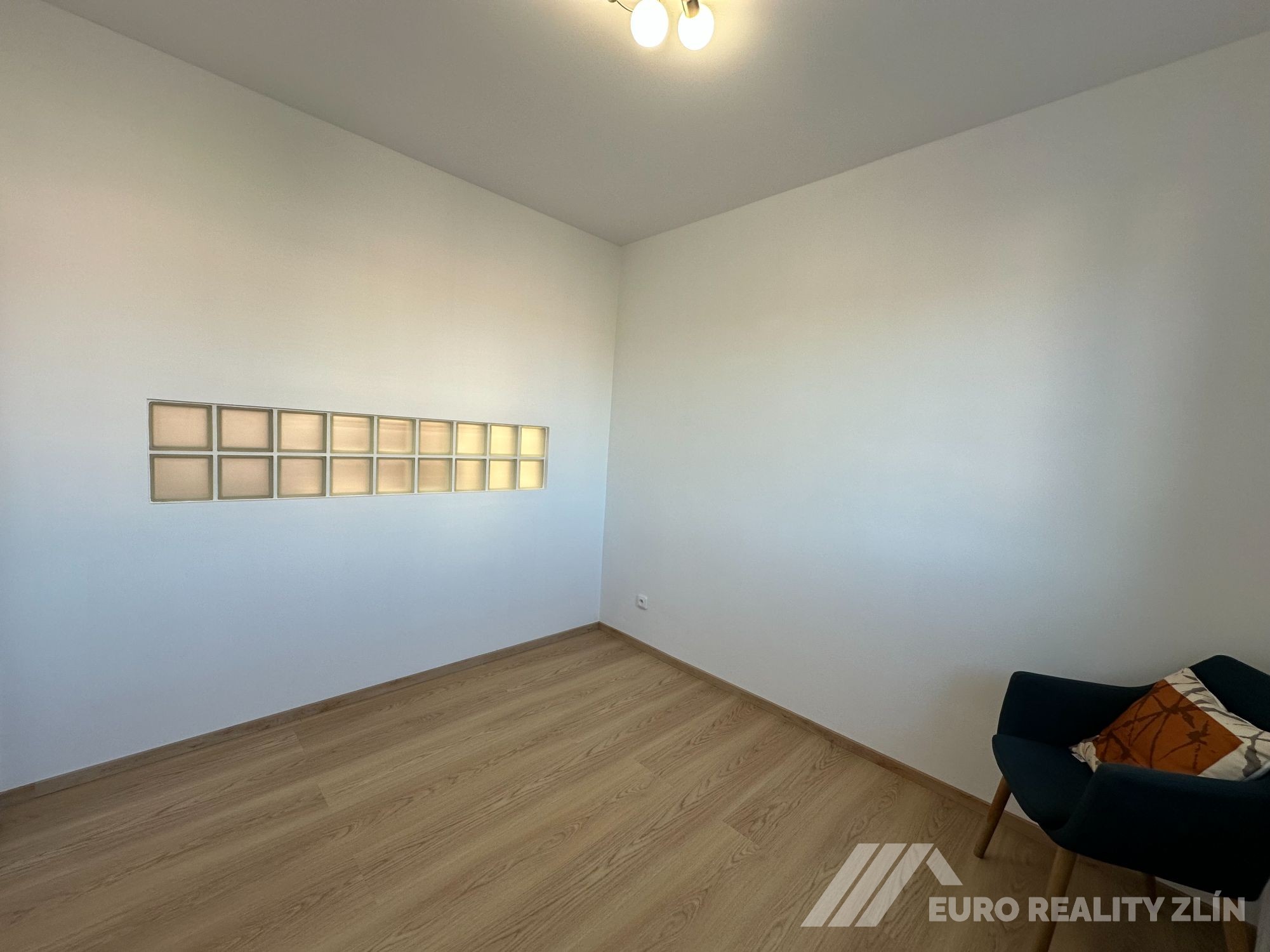 3+KK PO KOMPLETNÍ REKONSTRUKCI S BALKONEM