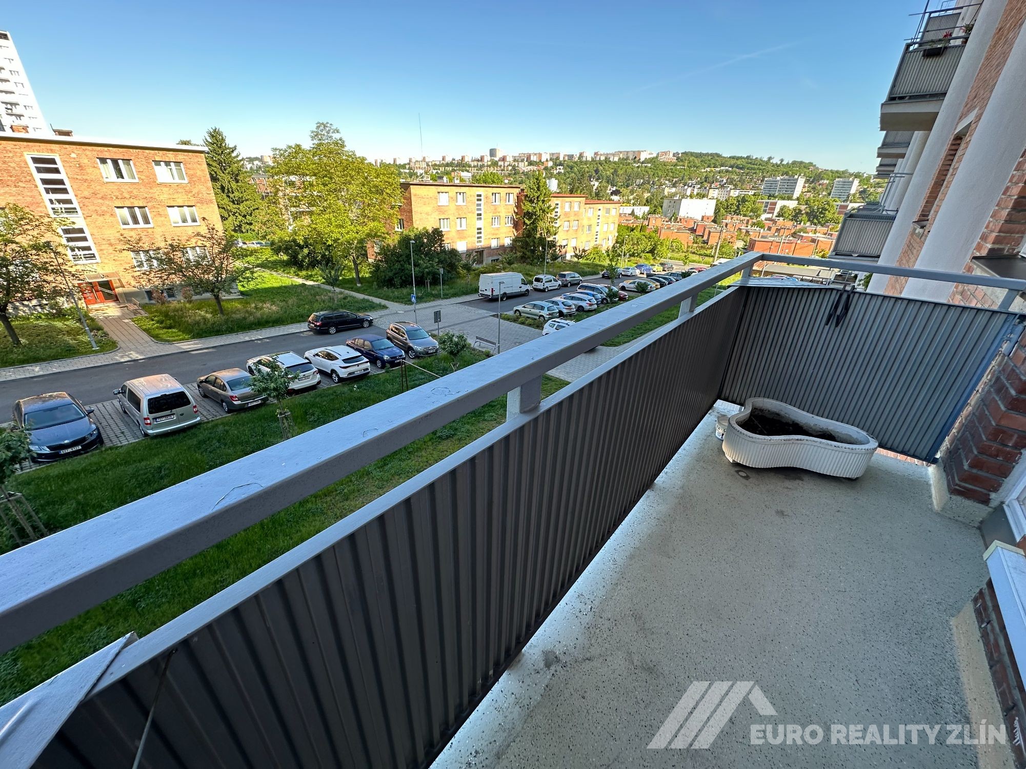 3+KK PO KOMPLETNÍ REKONSTRUKCI S BALKONEM