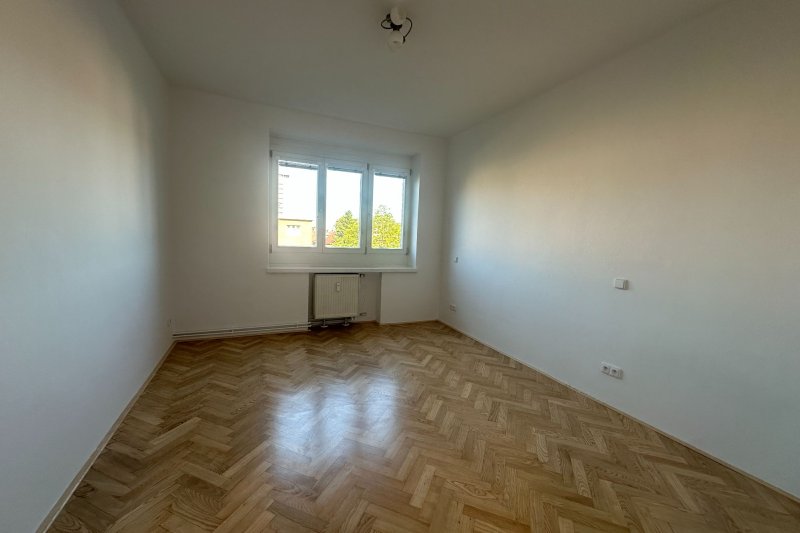 3+KK PO KOMPLETNÍ REKONSTRUKCI S BALKONEM