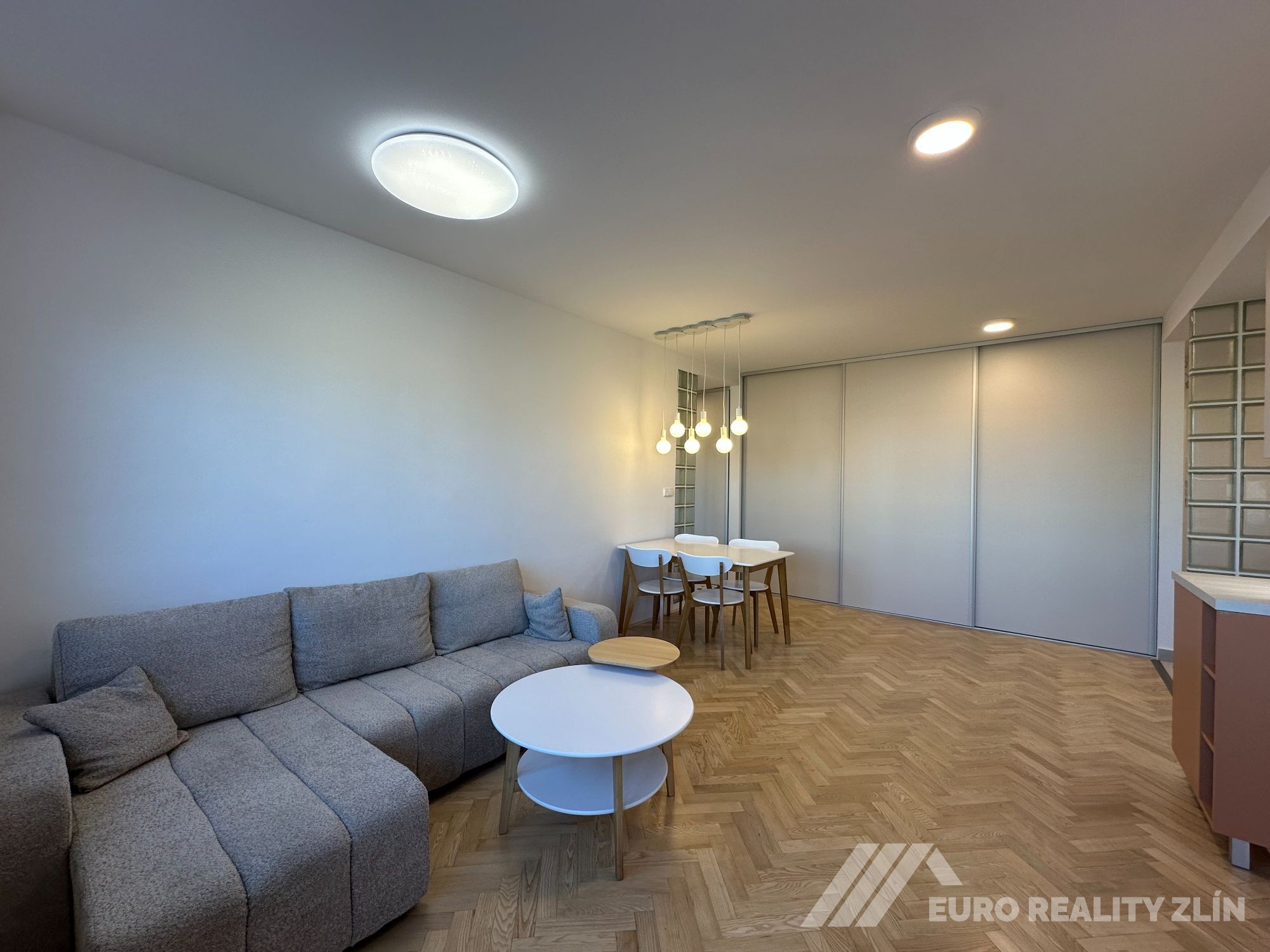 3+KK PO KOMPLETNÍ REKONSTRUKCI S BALKONEM
