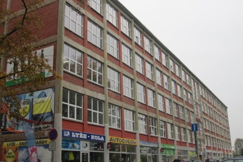 Nebytové obchodní prostory - centrum 