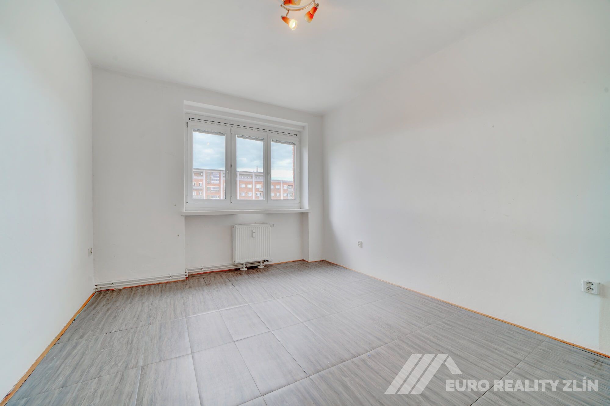 2+1 TŘ. T. BATI, ZLÍN, 62m2, LODŽIE